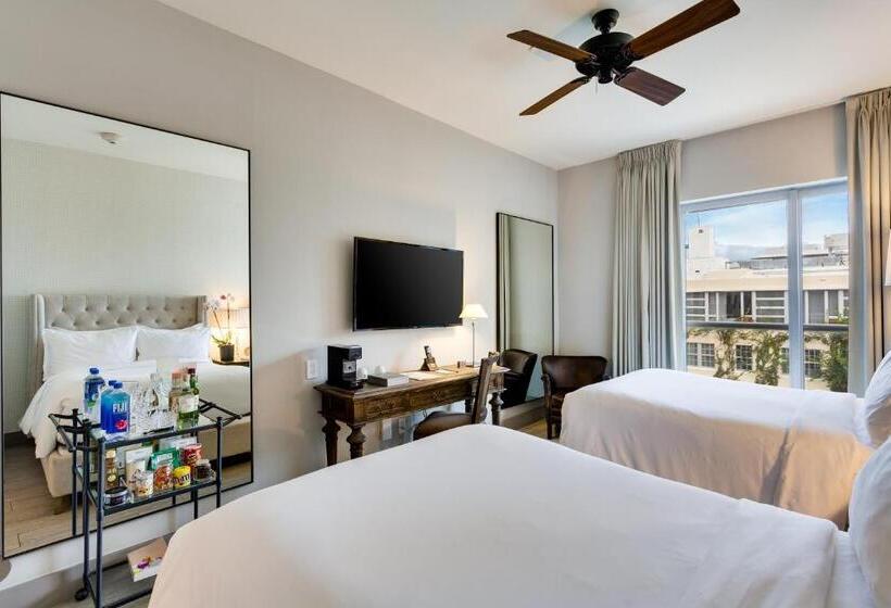 חדר סטנדרט נוף לבריכה, The Plymouth South Beach