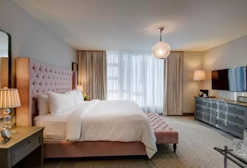 Suite with Terrace, The Plymouth South Beach