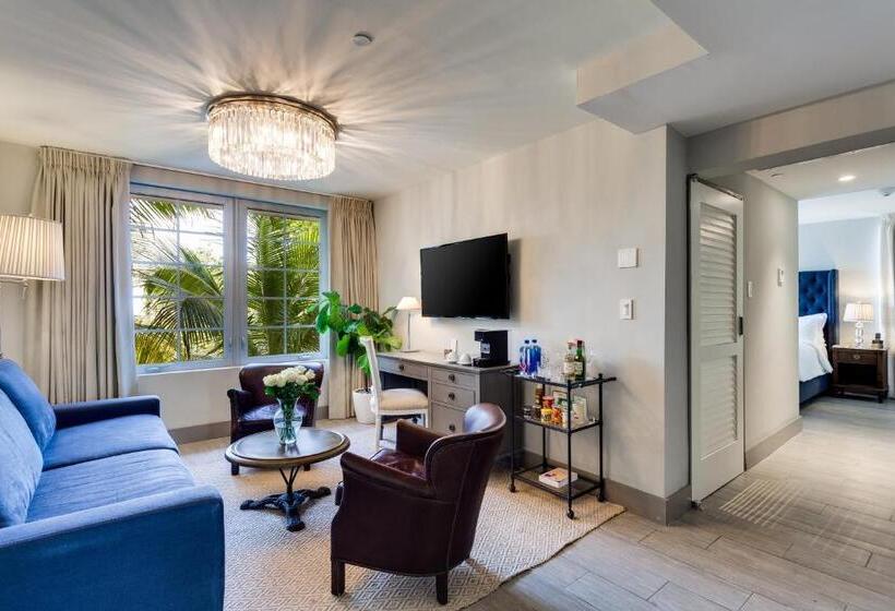 סוויטה, The Plymouth South Beach