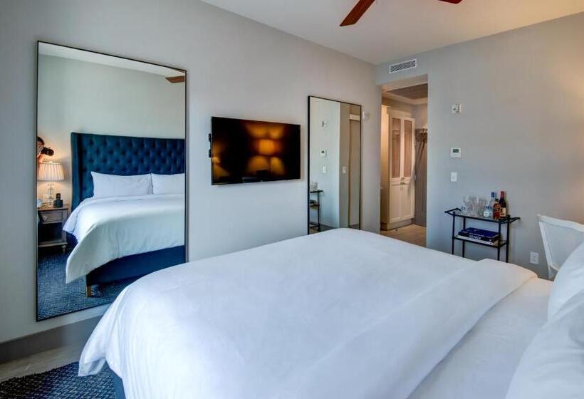 חדר סופריור עם מיטת קינג, The Plymouth South Beach