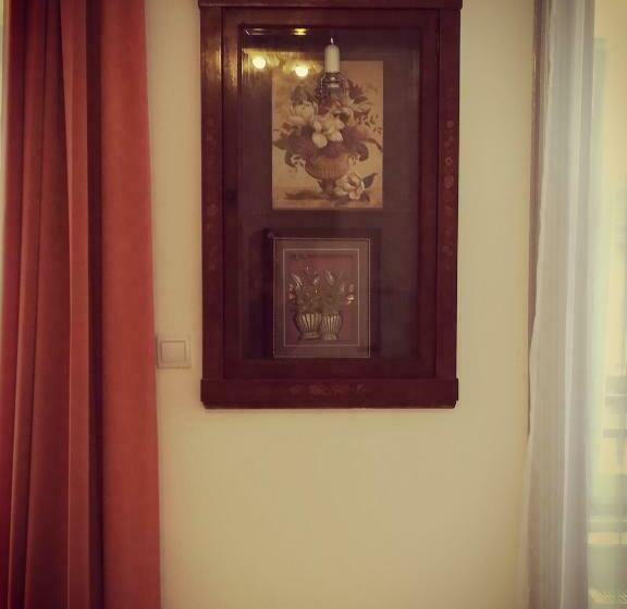 标准工作室, Capital Guesthouse Budapest