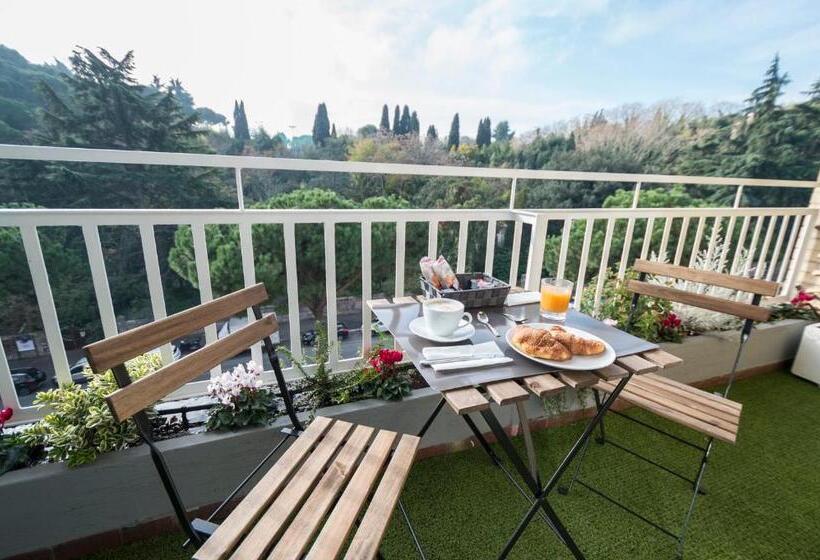 اتاق سوپریور با بالکن, Happy Holiday In Rome B&b