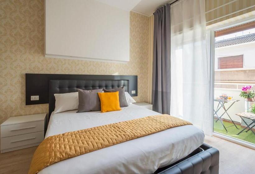 اتاق خانوادگی, Happy Holiday In Rome B&b