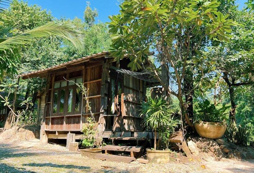 غرفة قياسية سرير كينج, Sukhothai City Resort