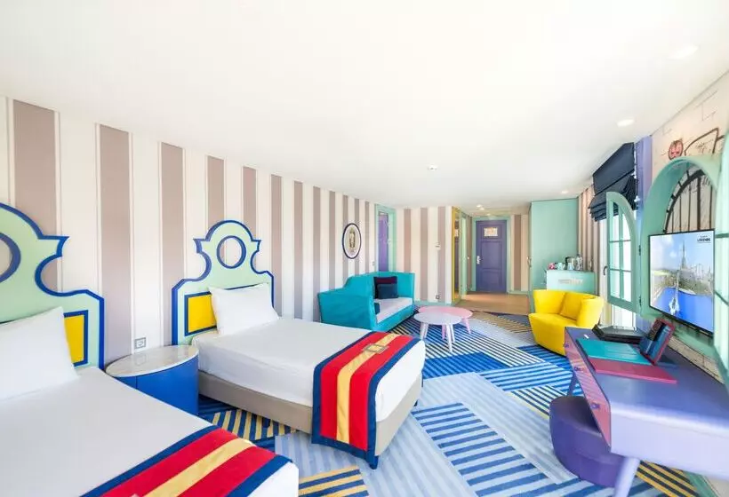 ジュニアスイート, The Land of Legends Kingdom Hotel