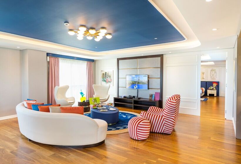 جناح, The Land of Legends Kingdom Hotel