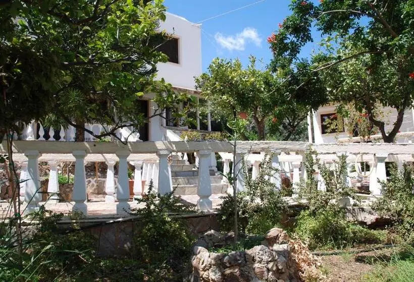 Huoneisto 2 Makuuhuonetta, Villa Italiana
