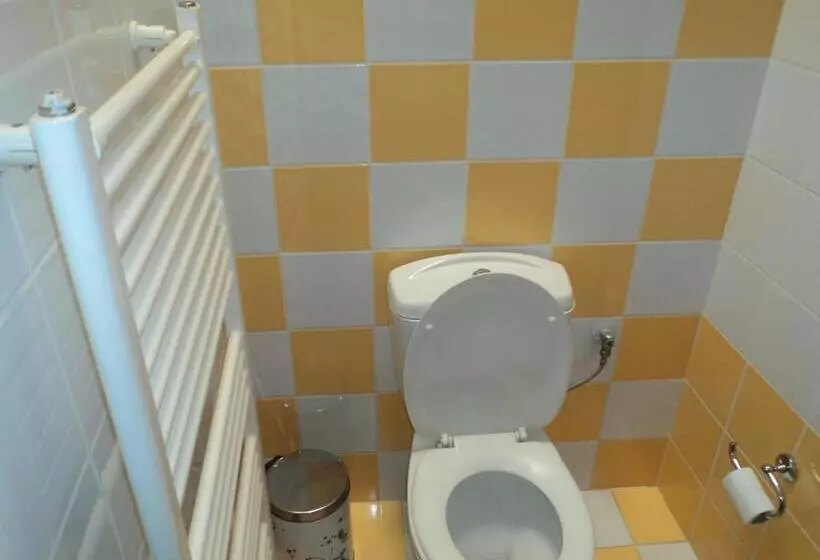 Huoneisto 3 Makuuhuonetta, Villa Italiana