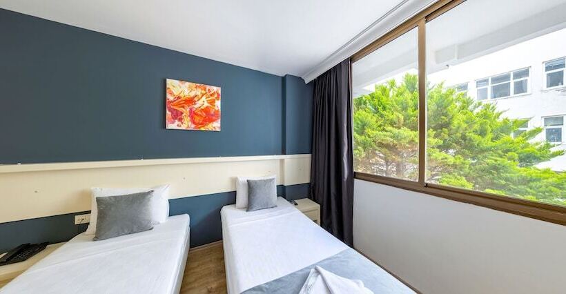 Habitació Economy, Z Otel