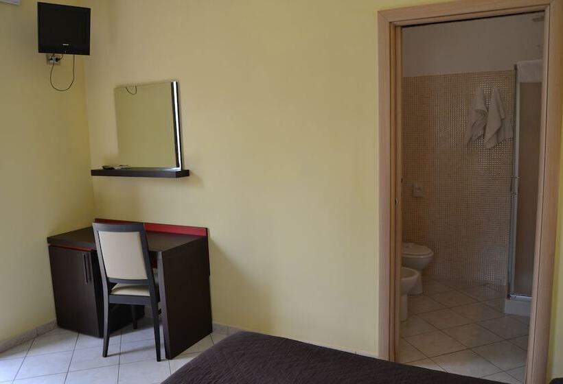 חדר אקונומי, Resort Villa Hermosa