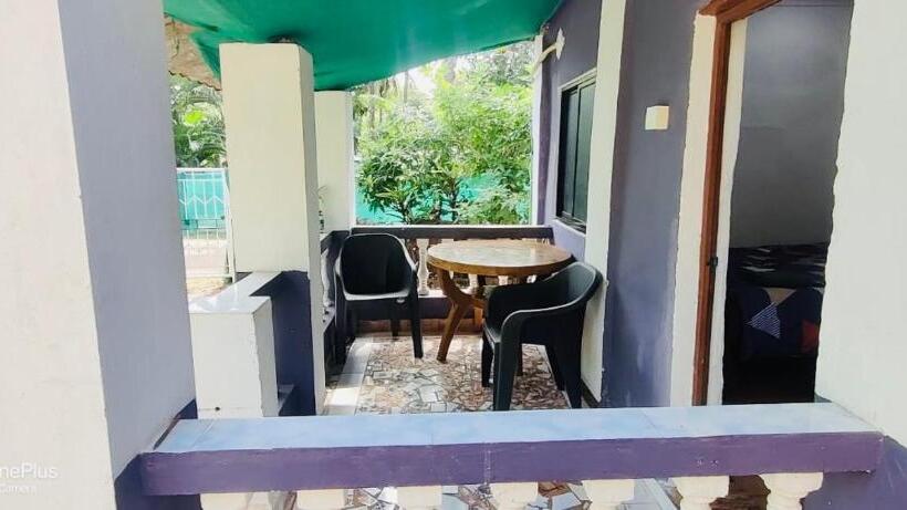 Economy-huone, Plefton Guest House