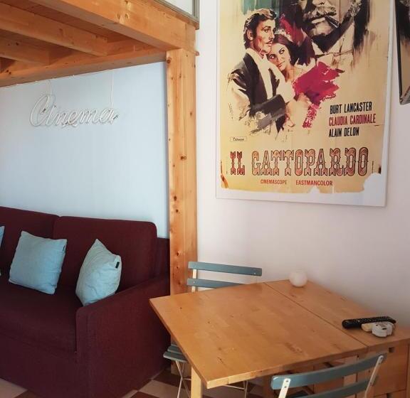 غرفة قياسية مزوَّدة بشُرفة, Bellini Inn Deluxe