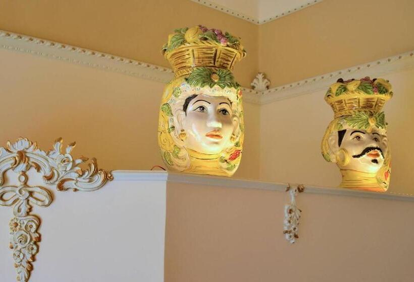 غرفة ديلوكس مزودة بشرفة, Bellini Inn Deluxe