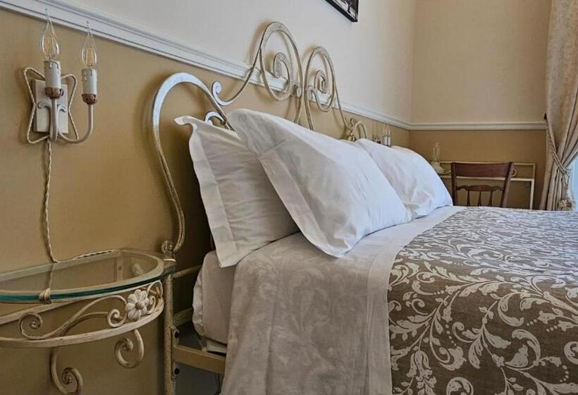 غرفة ديلوكس مزودة بشرفة, Bellini Inn Deluxe