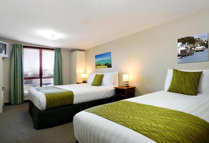 سوئیت خانواده 2 خوابه, Gladstone Motel