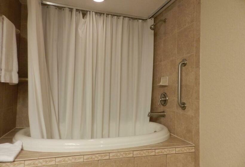 إستوديو قياسى, Alhambra Villas