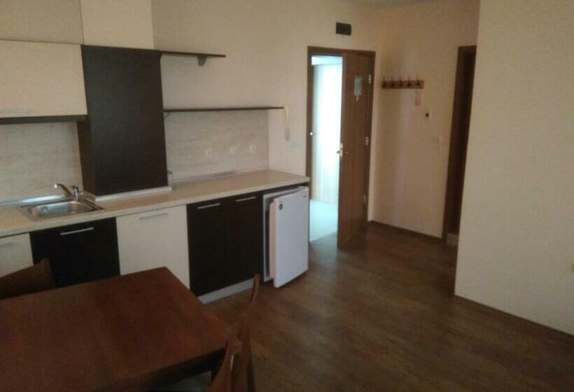 דירה בת חדר שינה 1 עם מרפסת, Cantilena Complex