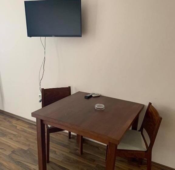 סטודיו סטנדרט עם מרפסת, Cantilena Complex