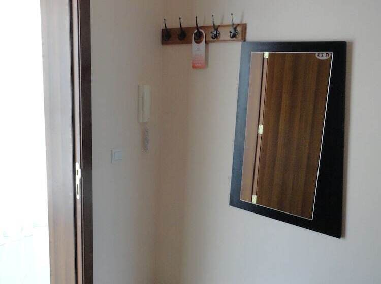 סטודיו סטנדרט עם מרפסת, Cantilena Complex