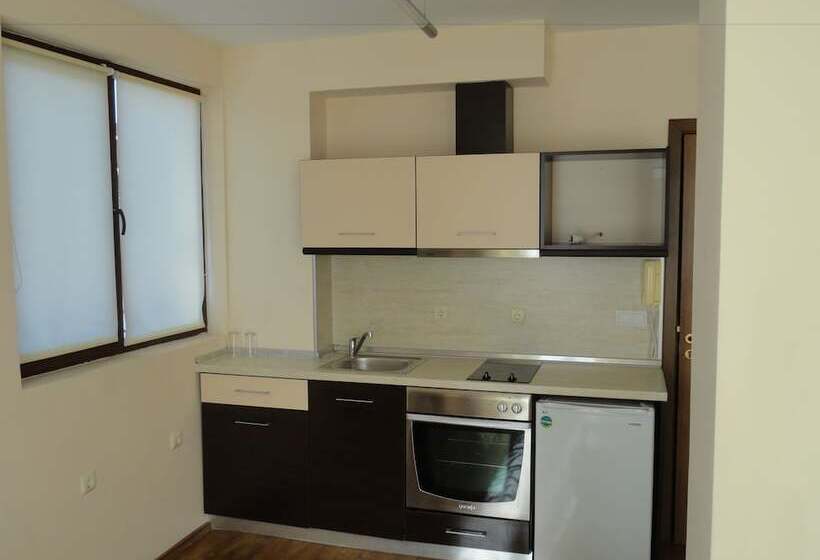 סטודיו סטנדרט עם מרפסת, Cantilena Complex