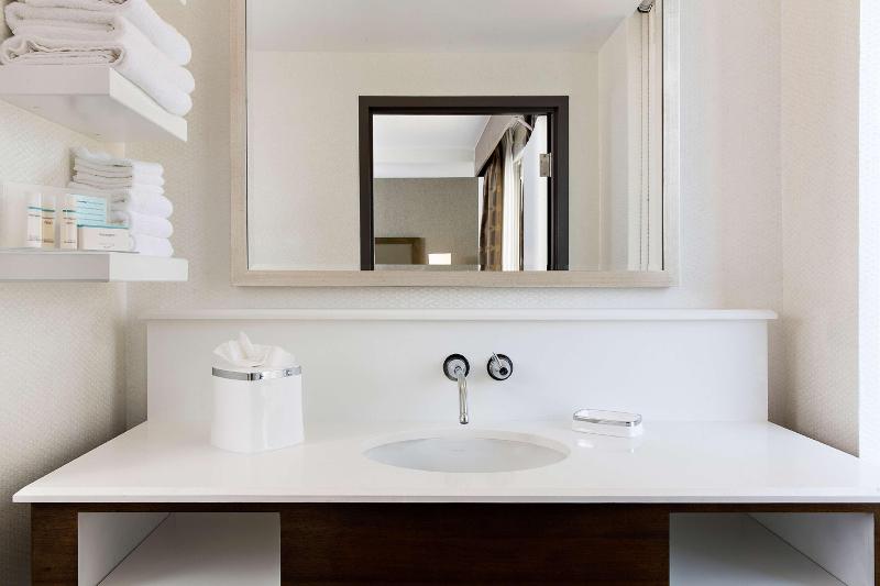 סטודיו סטנדרט, מיטה זוגית, Hampton Inn & Suites Dallas Downtown