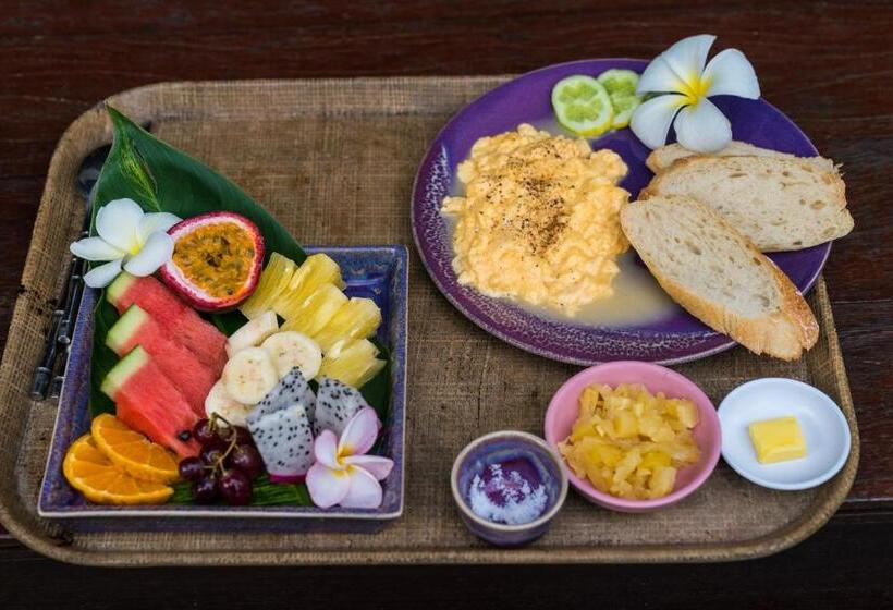 جناح, Leeloo Paradise