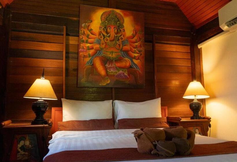 جناح, Leeloo Paradise