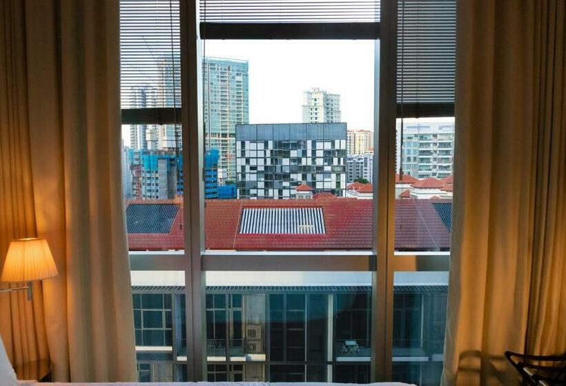 Bed in Shared Room, M Social Singapore