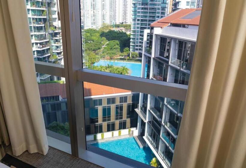 Standard Room, M Social Singapore