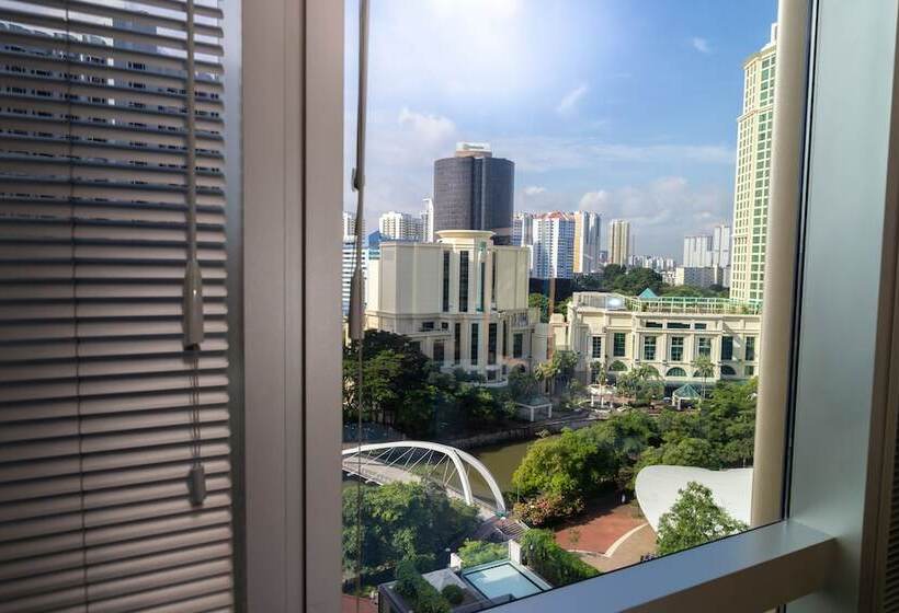 Bed in Shared Room, M Social Singapore