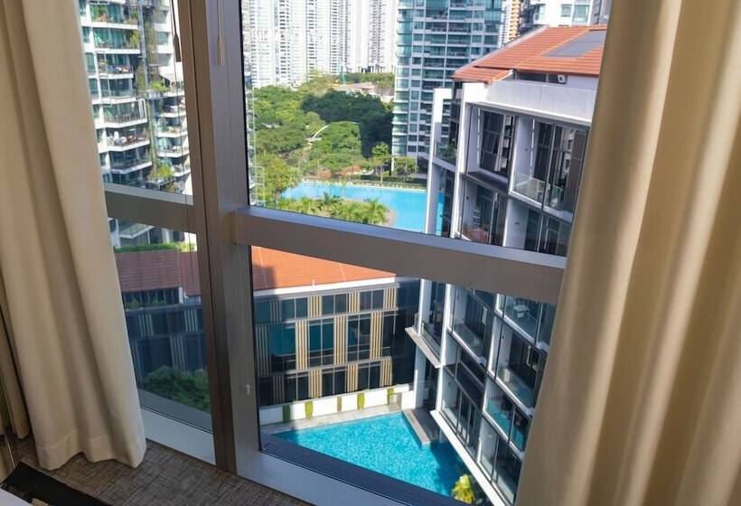 Bed in Shared Room, M Social Singapore