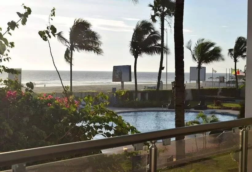 اتاق لوکس با چشم‌انداز دریا, Palm Beach