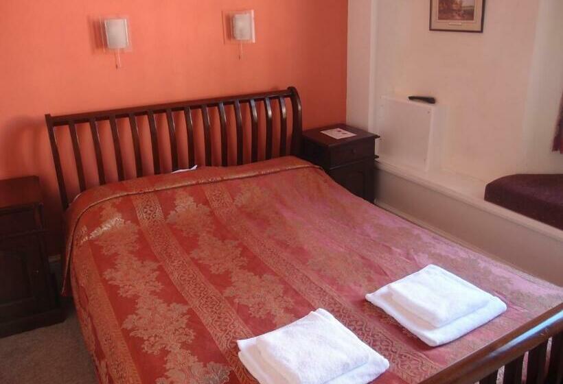 اتاق عادی, Royal Britannia