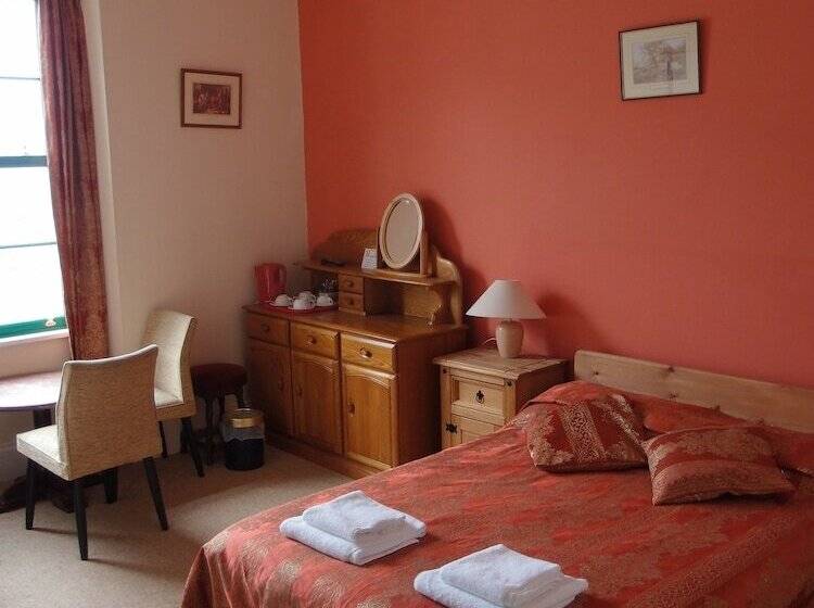 اتاق خانوادگی, Royal Britannia