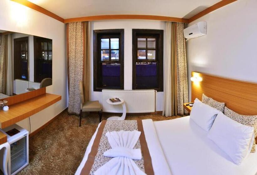 اتاق استاندارد, Uluhan