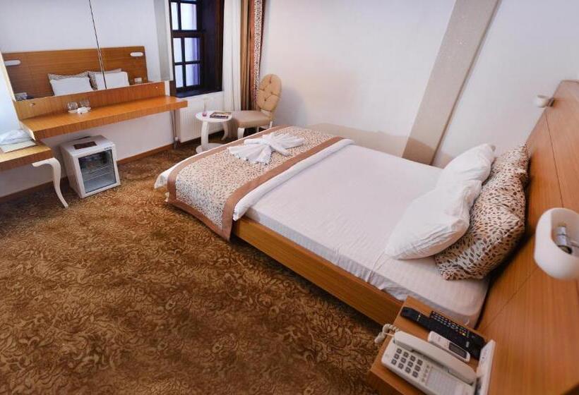 اتاق استاندارد, Uluhan