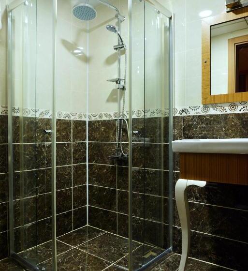 اتاق استاندارد یک نفره, Uluhan