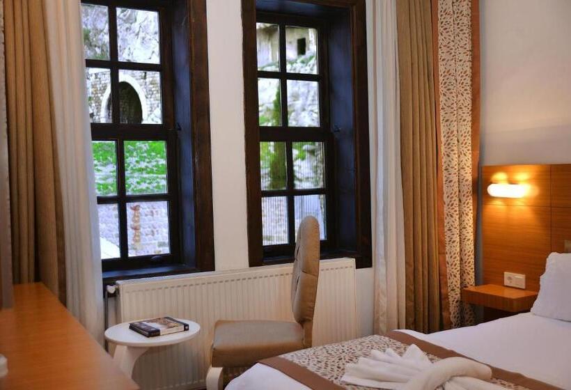 اتاق استاندارد, Uluhan