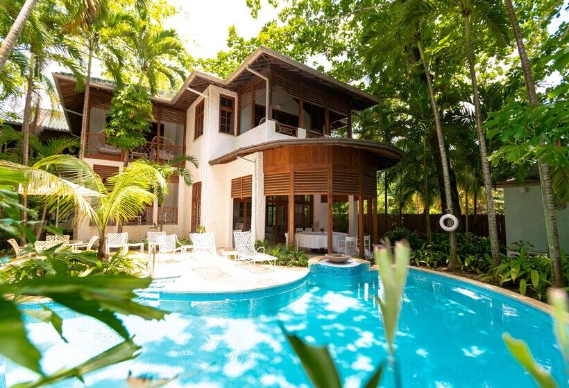 ویلای 5 خوابه, Idle Awhile Beach