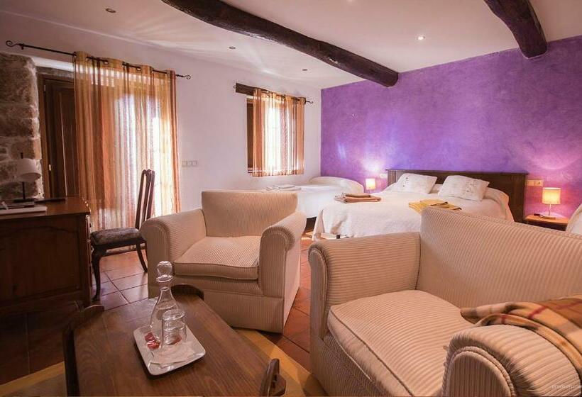 컴포트 트리플 룸, O Canto Da Terra