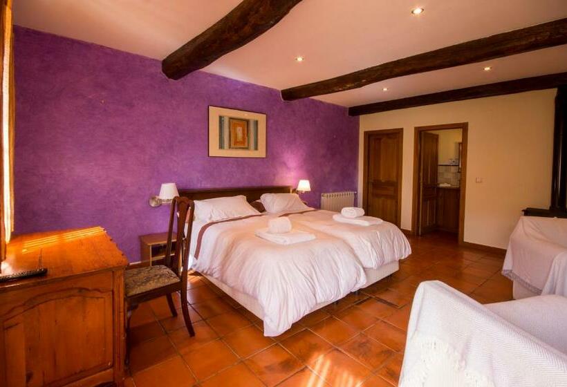 컴포트 트리플 룸, O Canto Da Terra