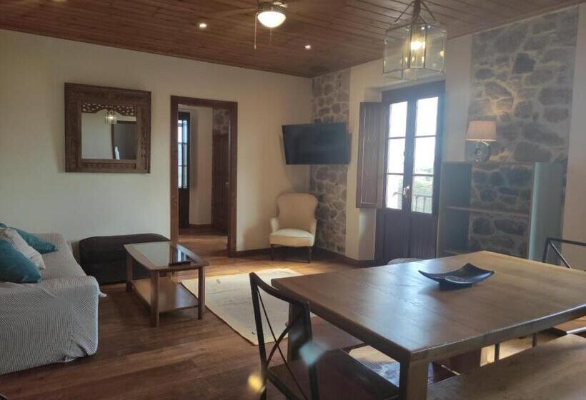 침실 3개 아파트, O Canto Da Terra