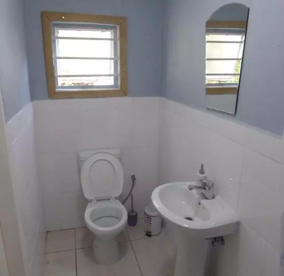 اتاق استاندارد, Natwange Backpackers