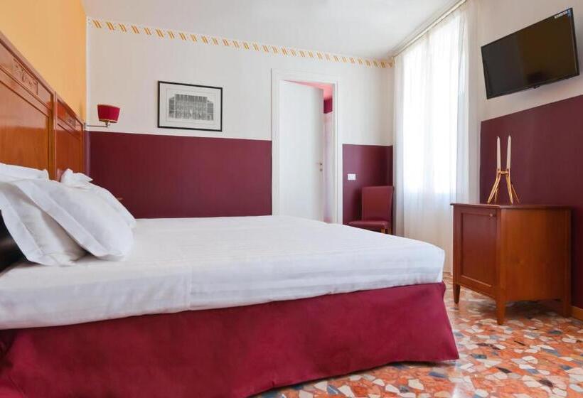 اتاق سوپریور, Antico Hotel Vicenza