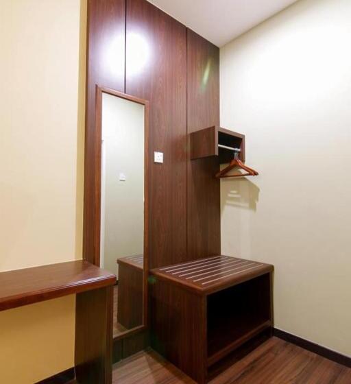 اتاق لوکس با تخت بزرگ, Art Cottage Boutique