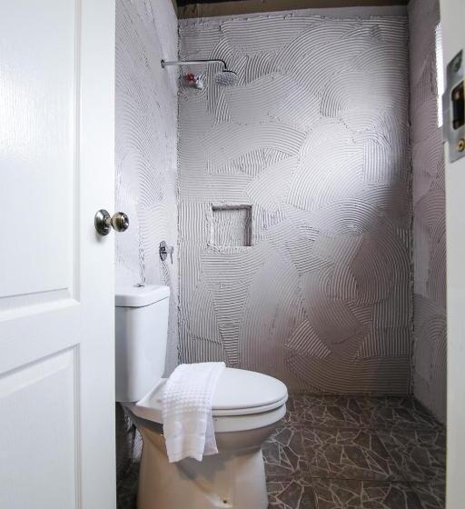 اتاق استاندارد یک نفره, Art Cottage Boutique