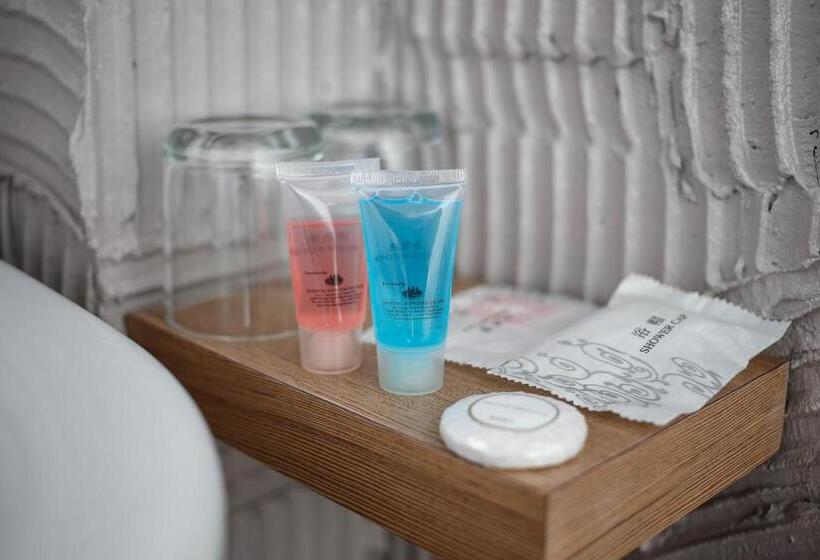 اتاق استاندارد یک نفره, Art Cottage Boutique