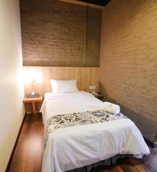 اتاق استاندارد یک نفره, Art Cottage Boutique