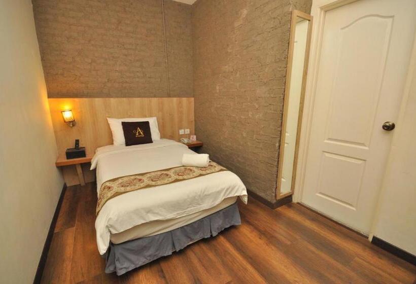 اتاق استاندارد یک نفره, Art Cottage Boutique