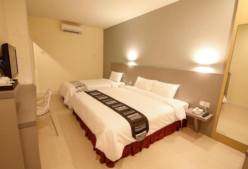 سوییت خانوادگی, Art Cottage Boutique